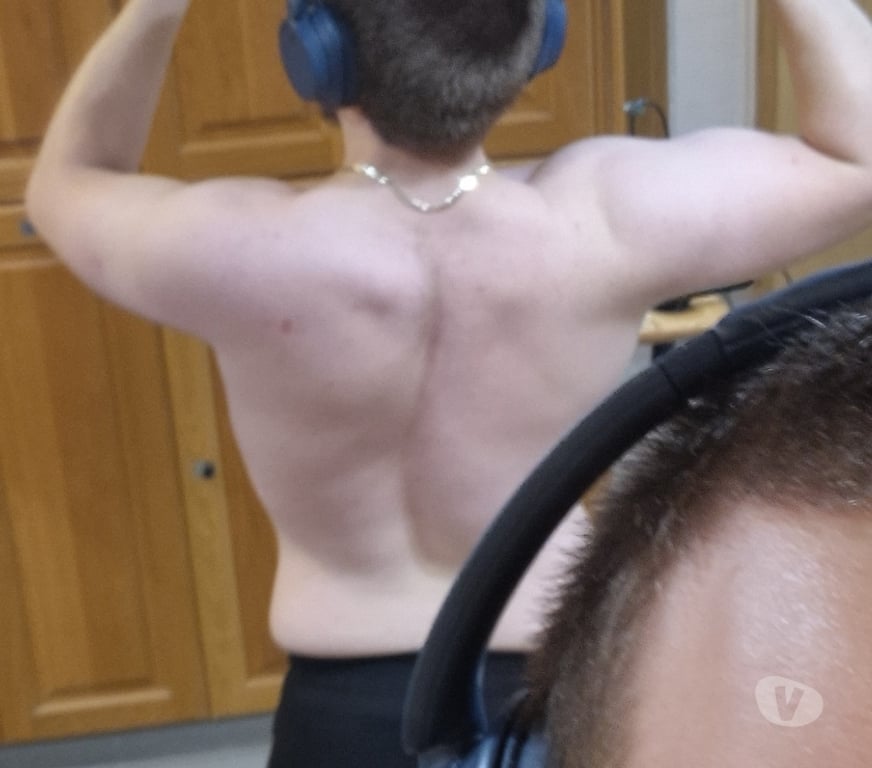 Escorts Aberdeen Aberdeen Airport - Aberdeen - Photos for Young man looking to make anyone happy