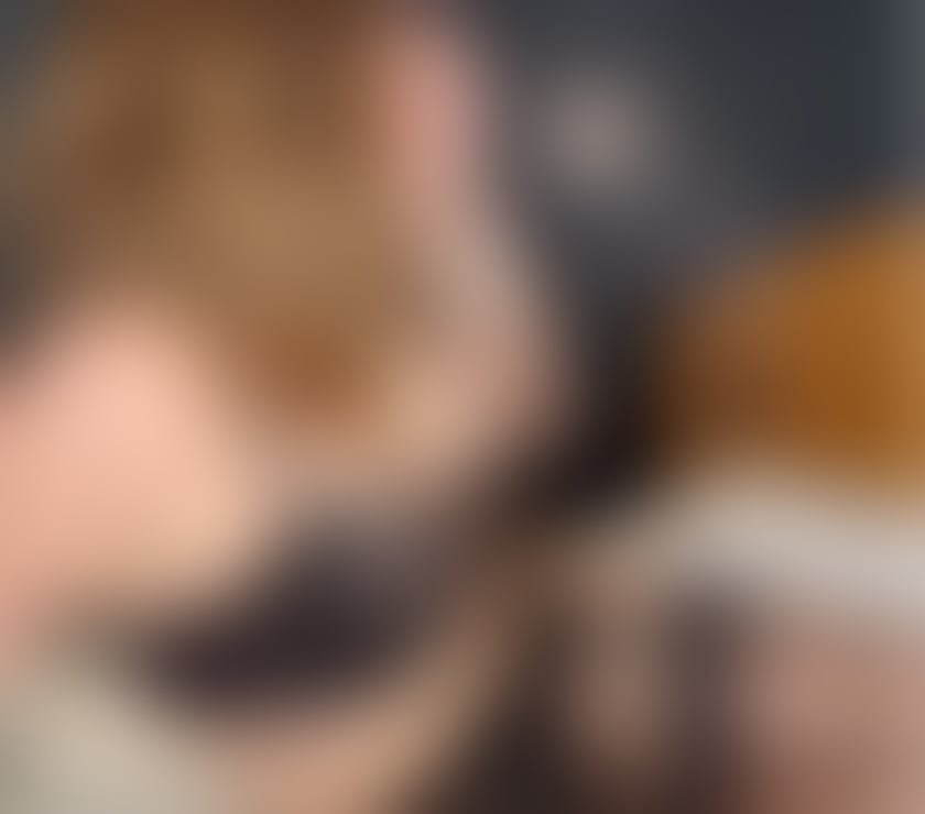 Escorts Warrington Lymm - Warrington - Photos for Abbie uk milf gfe massage footfetish pantyhose