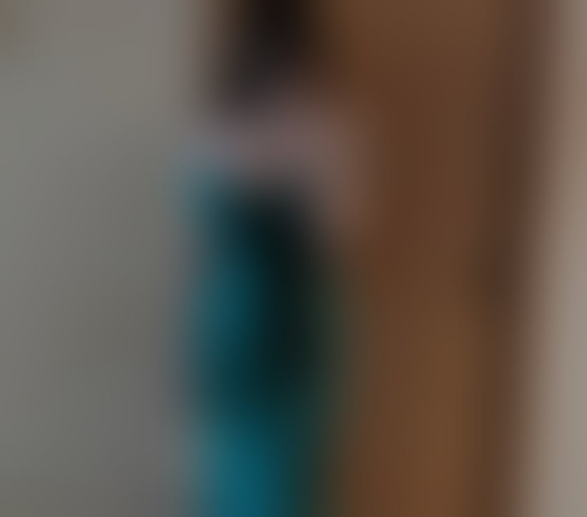 💕 NEW IN THE TOWN💕