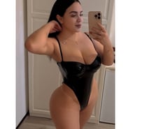 Hi, I'm Kimberly, a nice, hot girl.