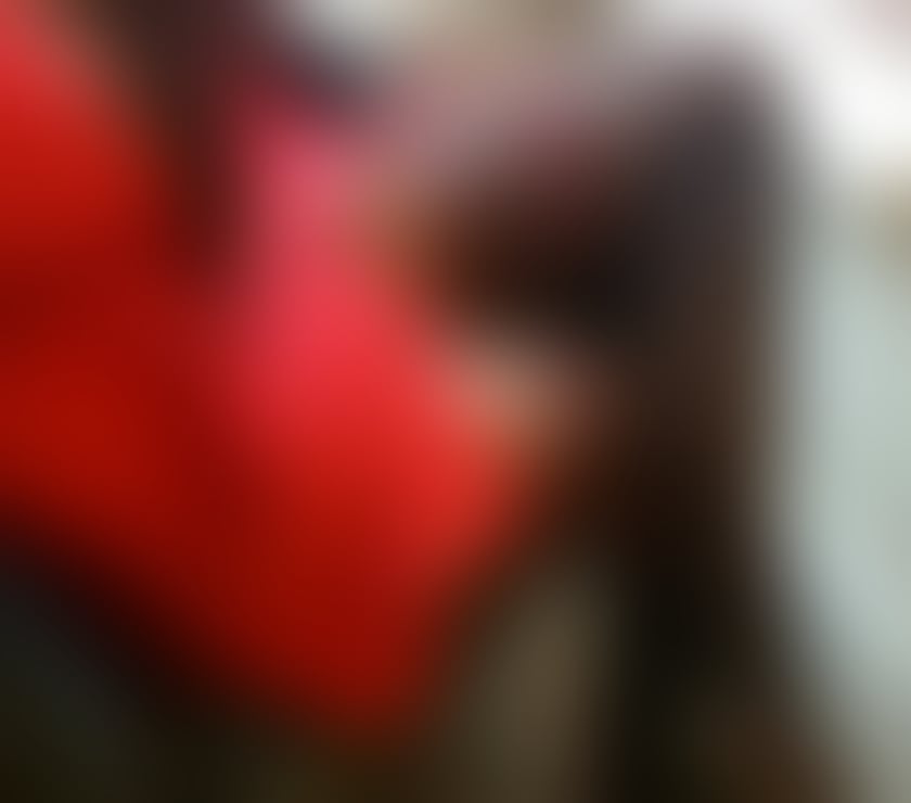 Escorts North Ayrshire Largs - North Ayrshire - Photos for Allure K Busty Elegant Mature Lady