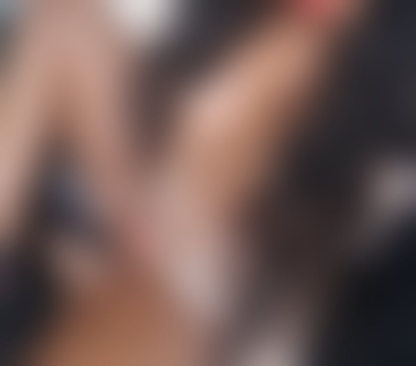 Escorts North Ayrshire Largs - North Ayrshire - Photos for Allure K Busty Elegant Mature Lady