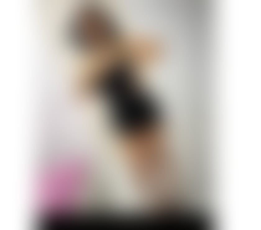 Jessy 🥵 hot brunette party 🥳