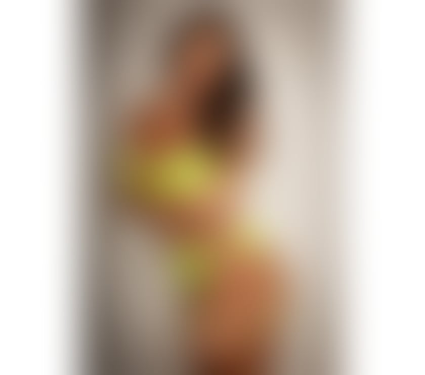 Escorts Hampshire Southampton - Photos for Maia - Party Girl and Girlfriend