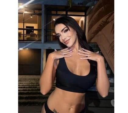 Photos for Maia - Party Girl and Girlfriend