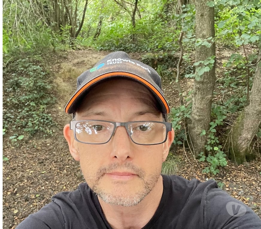 Local Swingers Surrey Waverley - Photos for Bi curious guy looking to learn everything