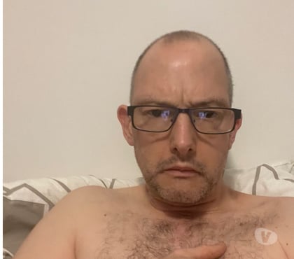 Swingers Cranleigh Waverley - Photos for Bi curious guy looking to learn from a bi couple