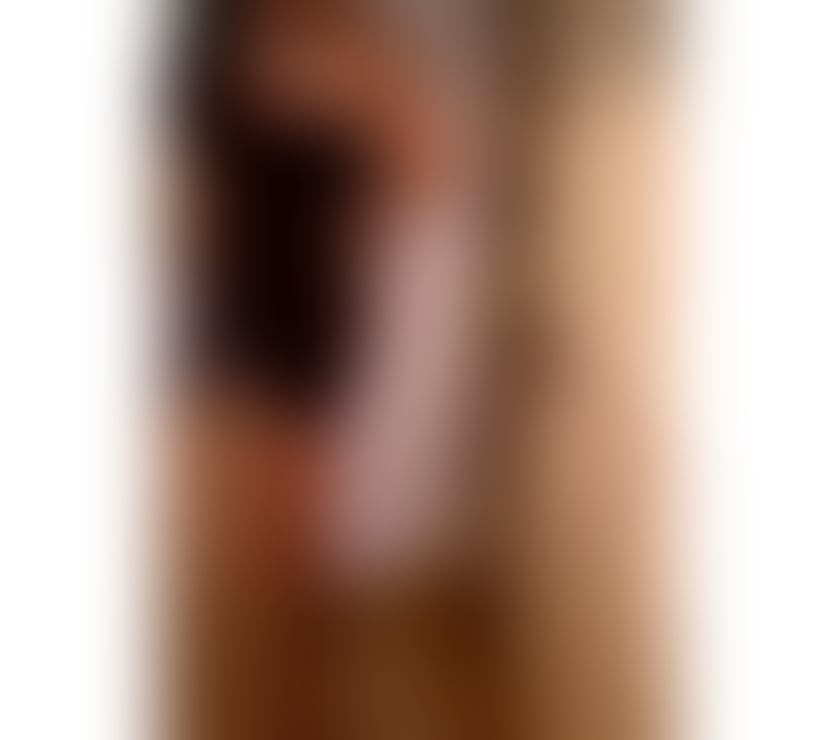 MATURE CAROL NEW IN TOWN