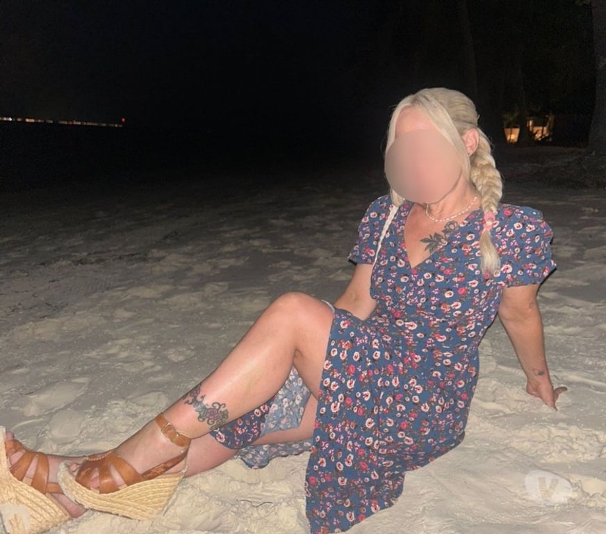 Escorts Hertfordshire St. Albans - Photos for Companionship in St Albans