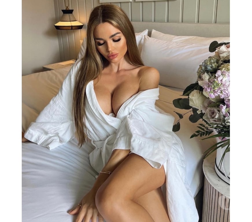 Escorts South Yorkshire Sheffield - Photos for AMYRA🌸HOT GIRL 🔥 ATTRACTIVE🥰 REAL ⭐️