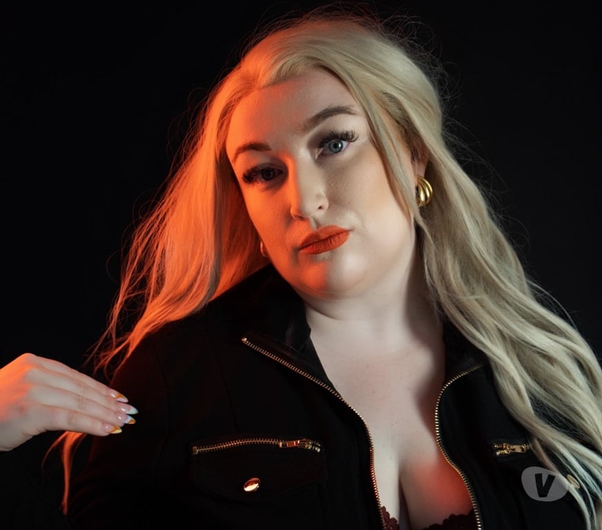 Escorts Nottinghamshire Nottingham - Photos for Outcalls Only - Curve sensation