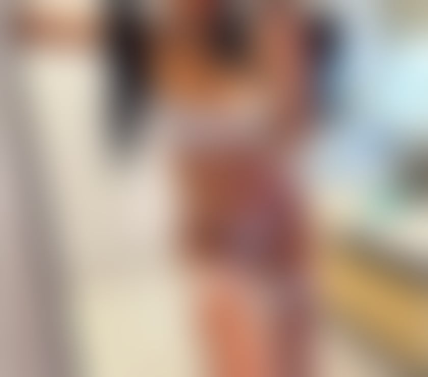 Escorts Leicestershire Leicester - Photos for Hi my name is Yasmina , available