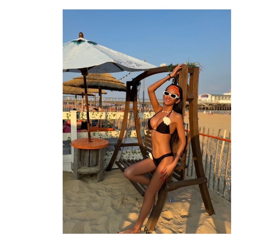 Escorts West Sussex Crawley - Photos for Thai Trans Isabelle model