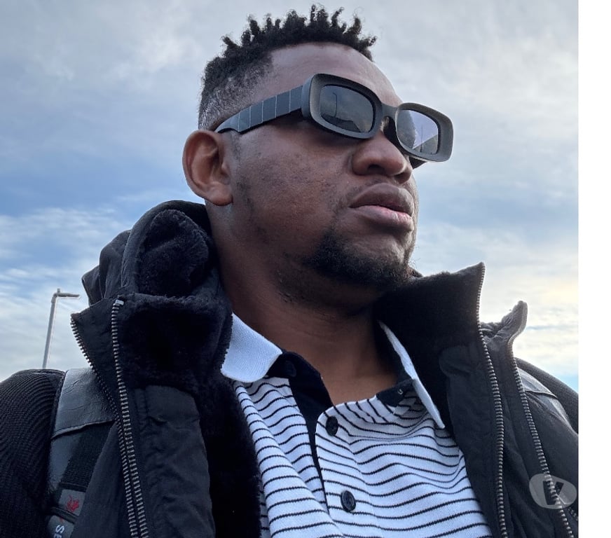 Escorts Cornwall Truro - Cornwall - Photos for New in town, bring em on right away…