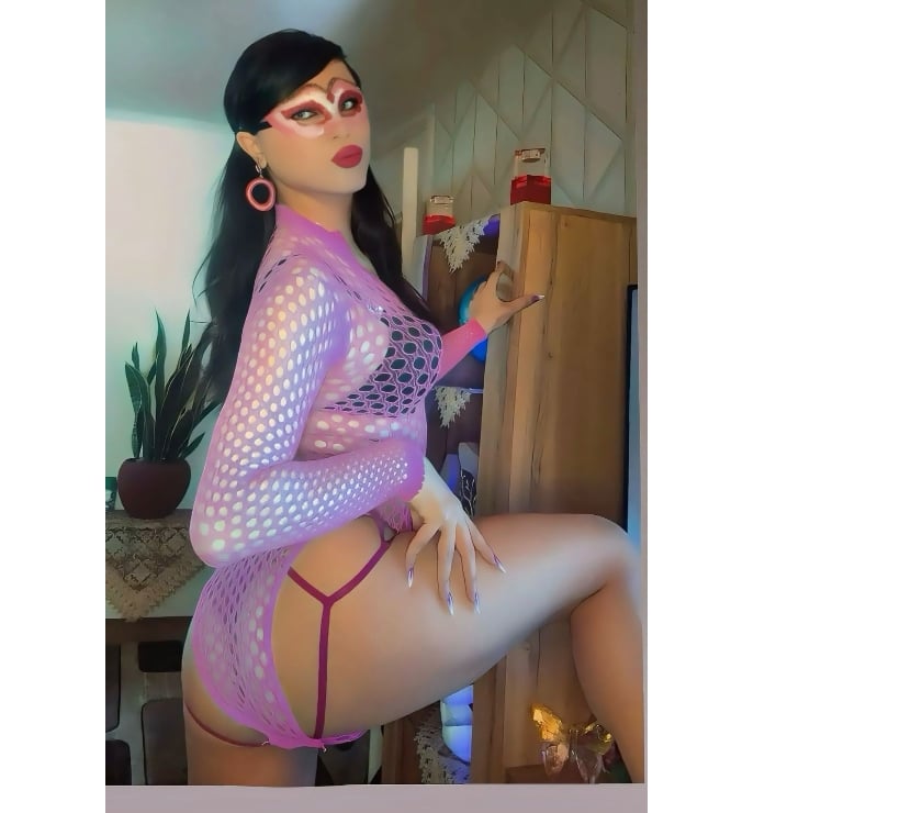 Trans Escorts Greater Manchester Manchester - Photos for Hot Arab trans based in Manchester centre