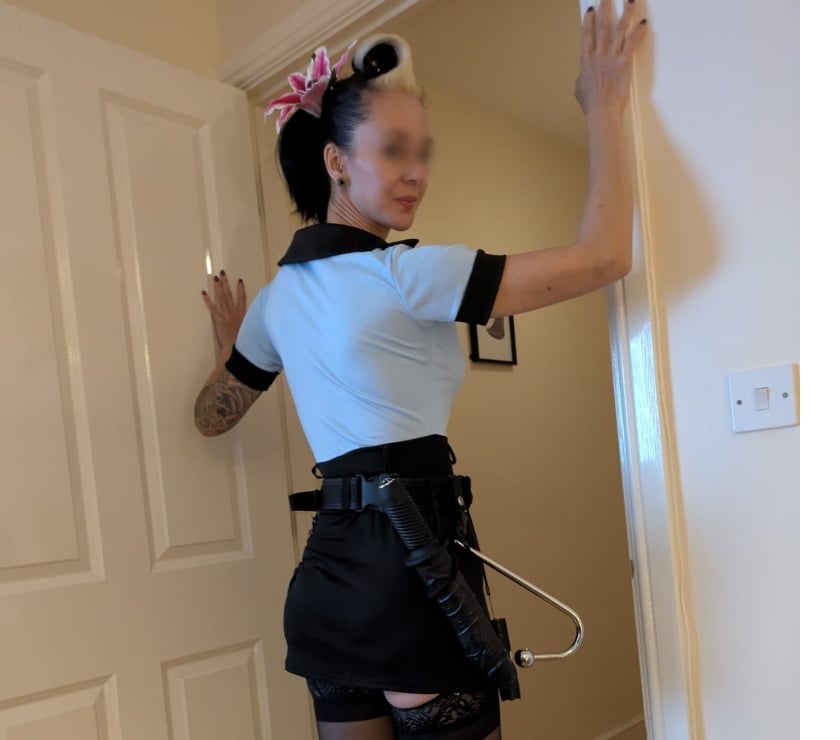 Escorts Gloucestershire Cheltenham - Photos for Relaxing and Revitalising Massage by English Sadie!