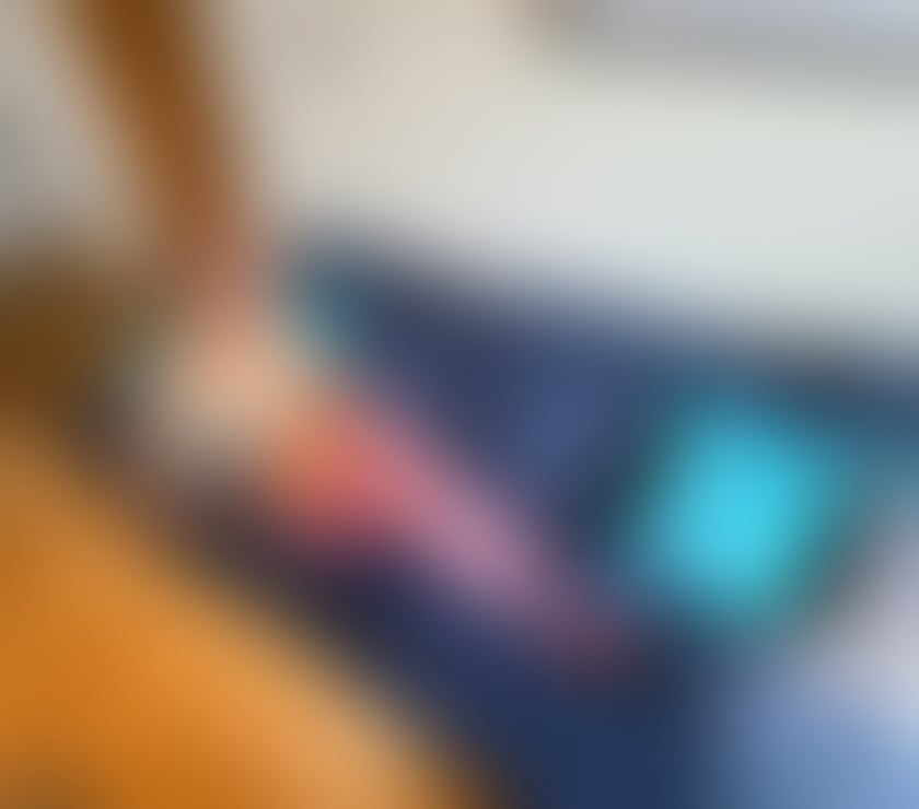 Escorts Gloucestershire Cheltenham - Photos for Relaxing and Revitalising Massage by English Sadie!