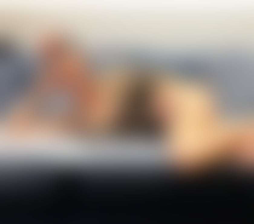 Escorts Gloucestershire Cheltenham - Photos for Relaxing and Revitalising Massage by English Sadie!