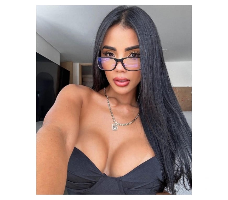 Escorts Essex Brentwood - Photos for STUNNING LATIN 🧡P@RTYGIRL💥IN BRENTWOOD