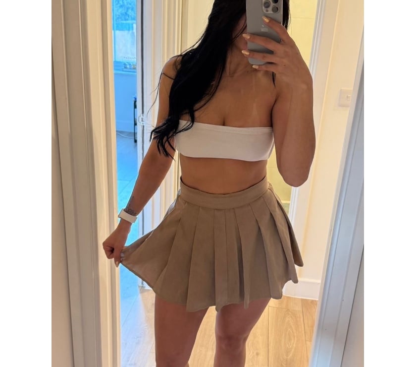 Escorts Bermondsey Station East London - Photos for Sexy Karol. The best Tantric Massage