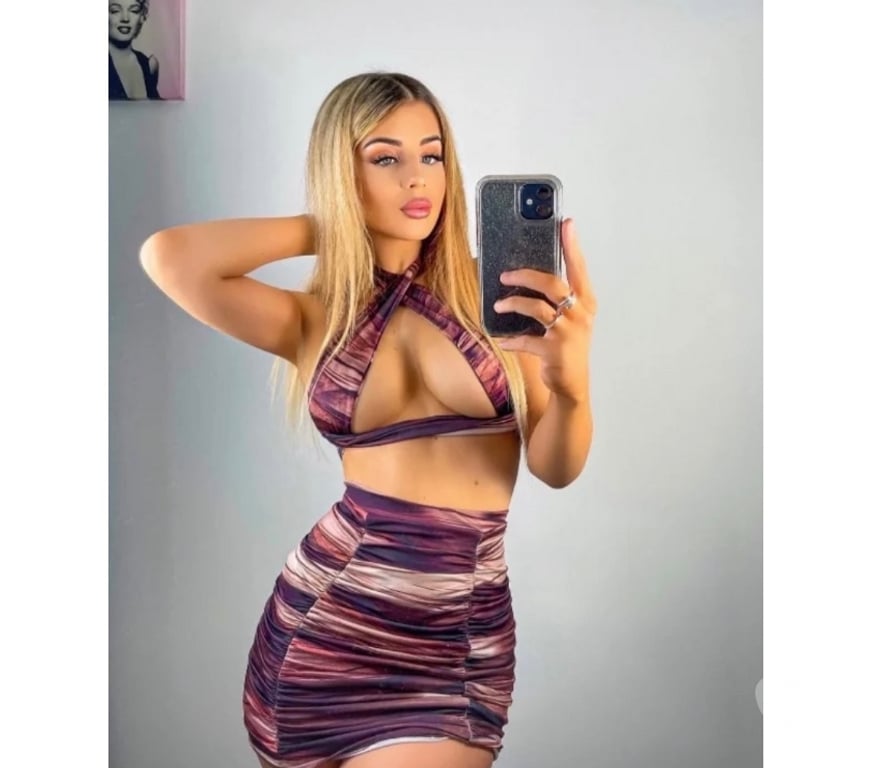 Escorts Warwickshire Warwick - Photos for Cherry 🍒 💋 New babe in town ❤️