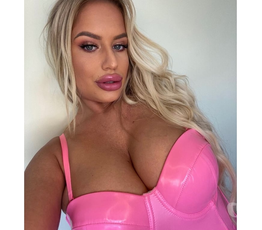 Escorts Hertfordshire St. Albans - Photos for '*•.¸♡BIG BOOBS ♡¸.•*'OUTCALL💯REAL✅