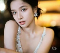 Photos for 🌹Elegant Whisper · Relaxed & Genuine