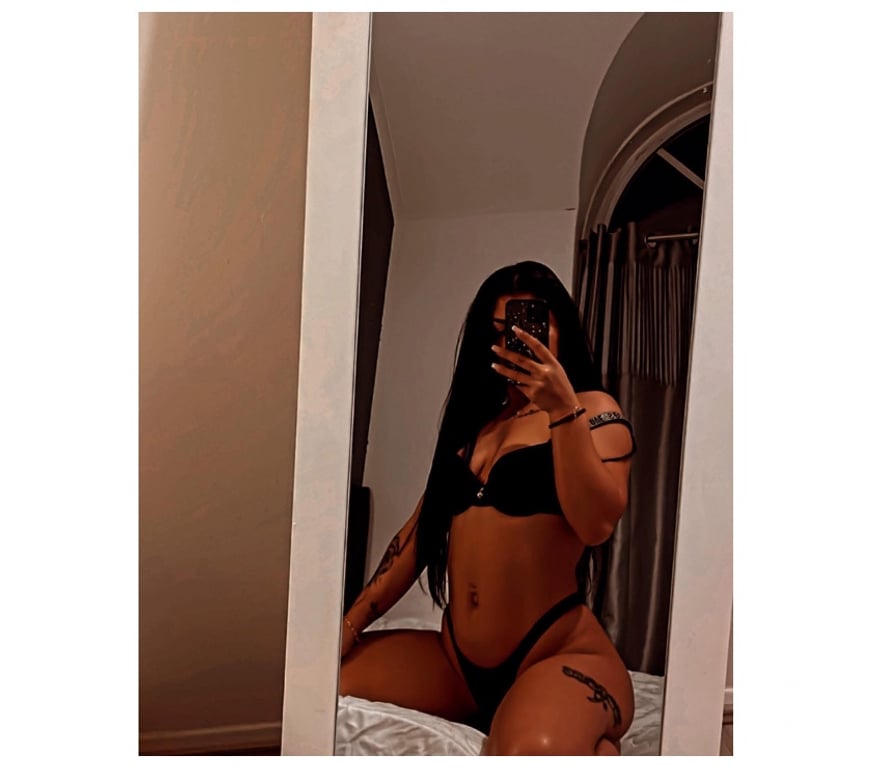 Escorts Essex Basildon - Photos for Now girl best PARTY for you😍🫦👅❤️😘🥂