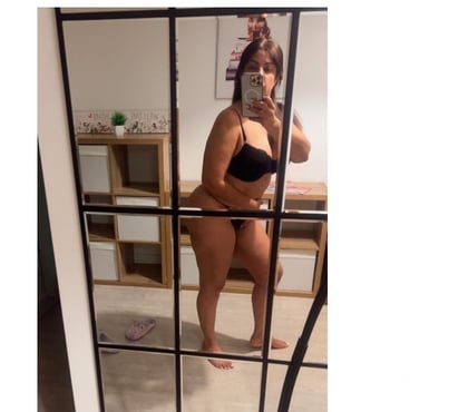 Escorts Hatfield Welwyn Hatfield - Photos for KAREN is Here , sexy brunette lady