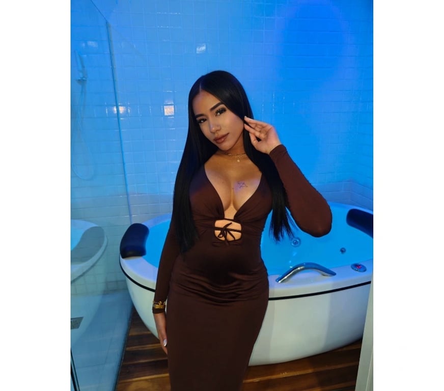 Escorts Surrey Spelthorne - Photos for ANA ❤️ NEW IN TOWN 🥰 WHATSAPP PLEASE