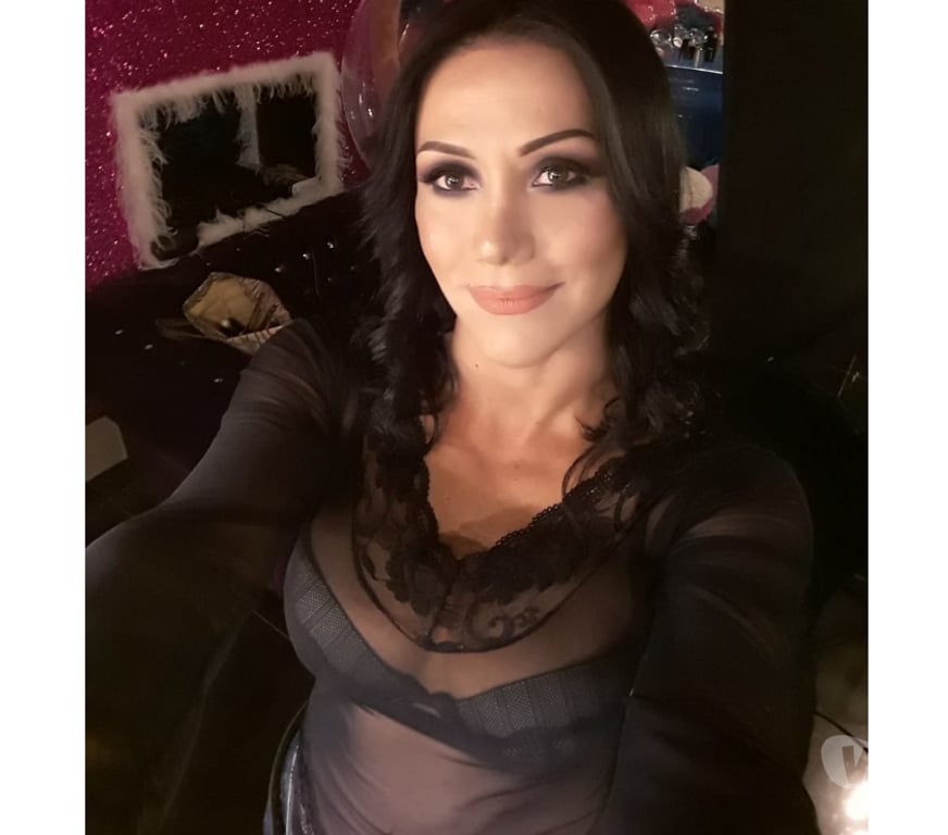 Trans Escorts Kent Canterbury - Photos for Feminine Juicy Smooth Model TRANS Girl With Hard TOY