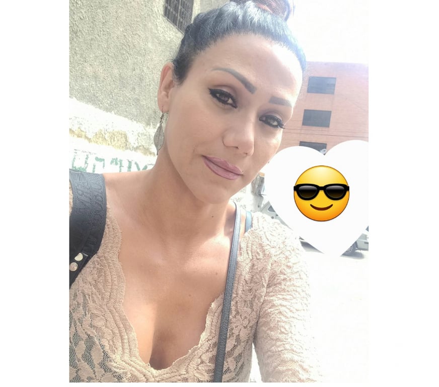 Trans Escorts Kent Canterbury - Photos for Feminine Juicy Smooth Model TRANS Girl With Hard TOY