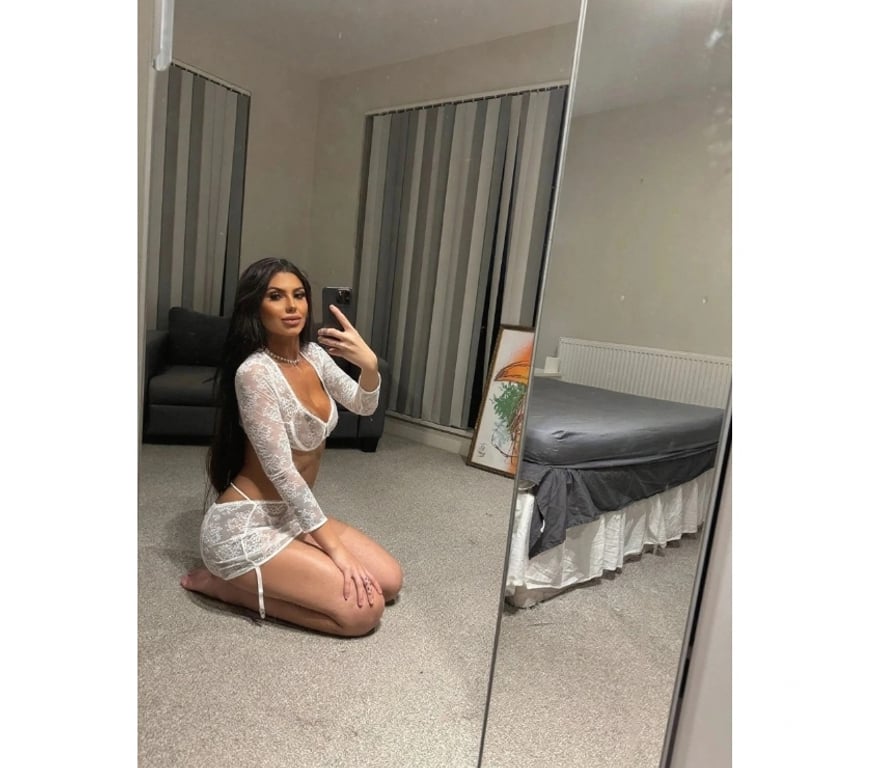 Escorts East London Bethnal Green Station - East London - Photos for Hot Flávia Brazilian Girl 😈 🔥