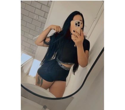 Escorts and Massages Gravesend Gravesham - Photos for 🔥Bella big boobs Brazilian Party Girl 🎉 🍾