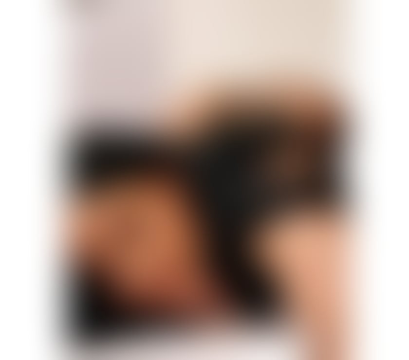 Escorts Kent Swale - Photos for affectionate, attractive Cuban woman