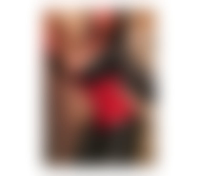 MATURE LADY 42yrs LATEXLOVER