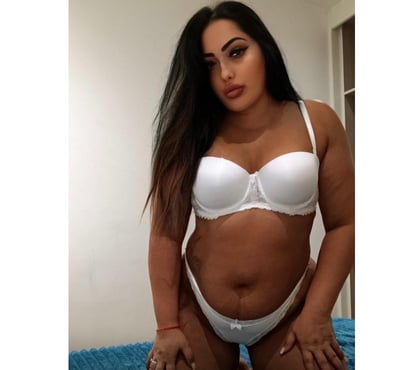 Escorts and Massages Ealing West London - Photos for Candy 🌺CURVY 🌺BIG ASS🌺