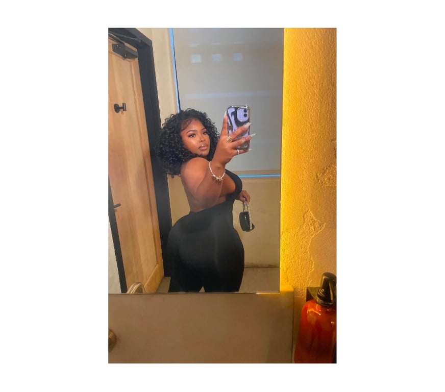 Escorts Slough Slough Town Centre - Slough - Photos for Hot girl only this week! im LATIN girl ith big boobs party