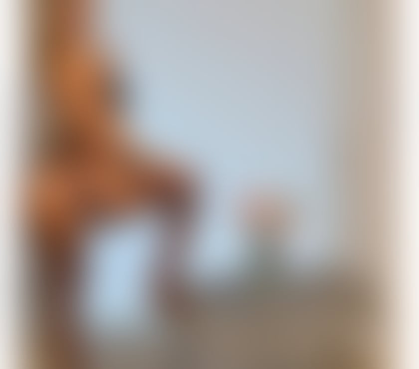 Escorts London Bridge Station Central London - Photos for Sarah sexy blond - the Ultimate Erotic massage experience