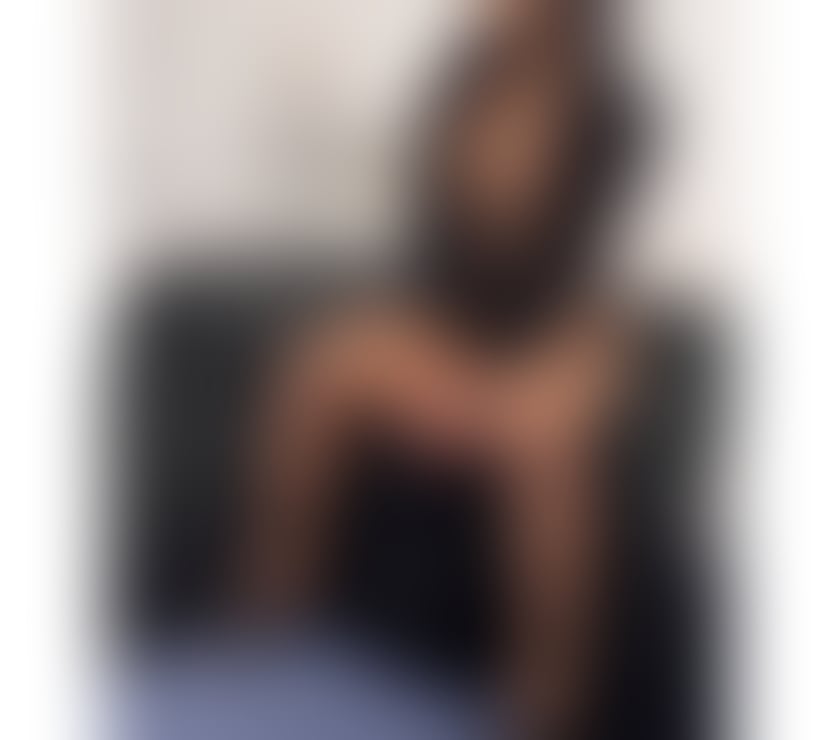 Escorts London Bridge Station Central London - Photos for Liz petit - TANTRIC MASSAGE