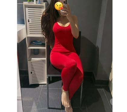 Escorts London Bridge Station Central London - Photos for Brunette LYNDA massage -TANTRIC MASSAGE