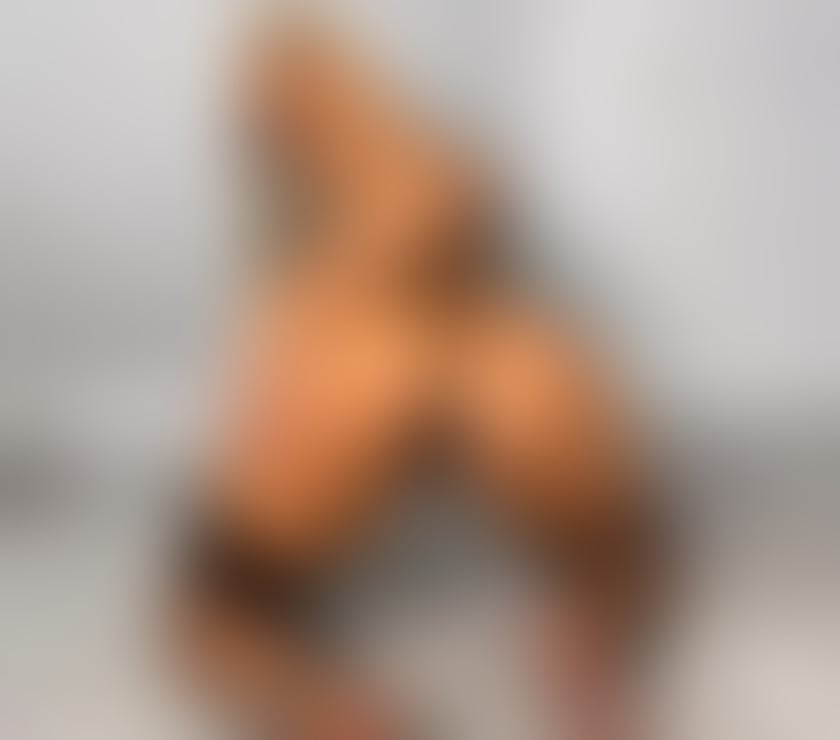 Escorts West Yorkshire Leeds - Photos for Naughty blond girl for you 😋