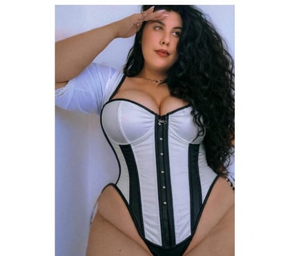  Escorts Woolwich South East London - Photos for ❤️Anna🔝 hot 🔥 party🔥 curvy girl