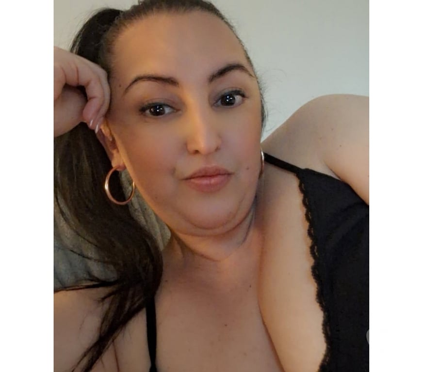 Escorts Barnet Edgware - Barnet - Photos for Xx Milf Hanna Xx Best GFE Xx No rush service Xx