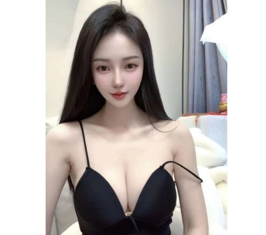 Escorts Cornwall Penzance - Cornwall - Photos for ♥Experienced♥Caring girl, just one week♥