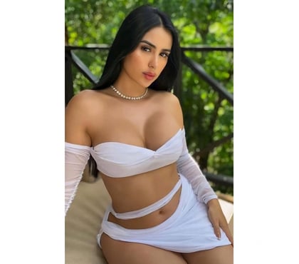 Escorts and Massages Colchester Business Park Colchester - Photos for ✨❤️ PETITTE LIZ ❤️✨ NO RUSH! GFE ❤️✨