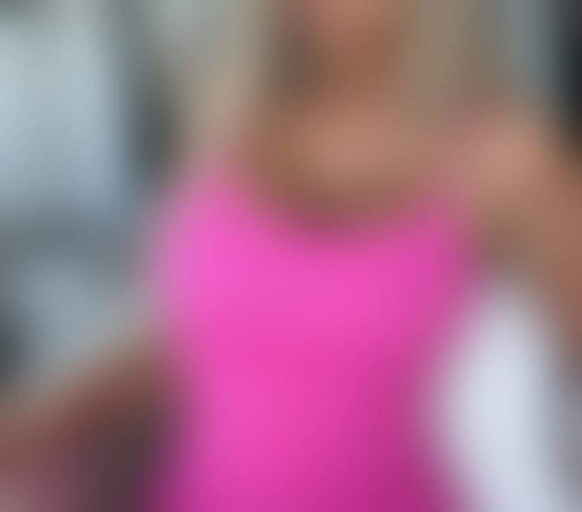 Escorts Gidea Park Havering - Photos for PARTY BLONDE MILF IN TOWN ❣️
