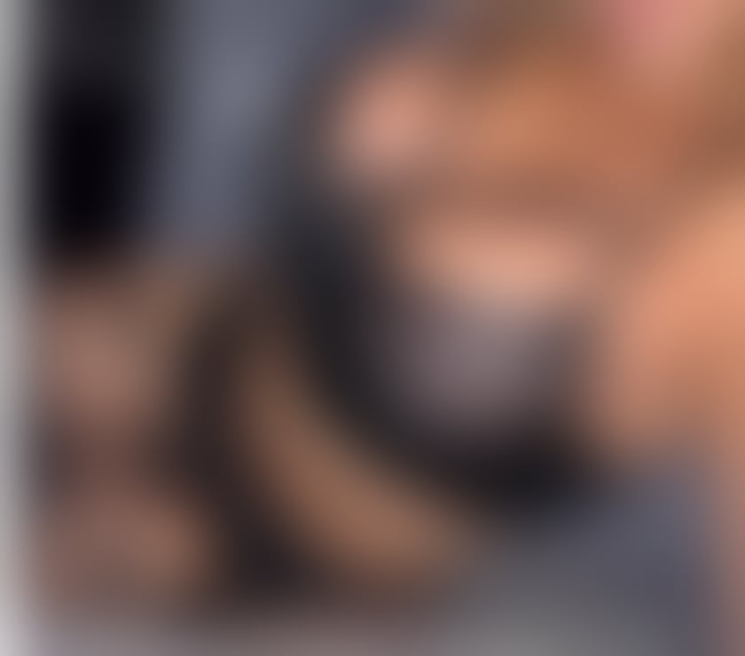 Escorts East London Havering - Photos for PARTY BLONDE MILF IN TOWN ❣️