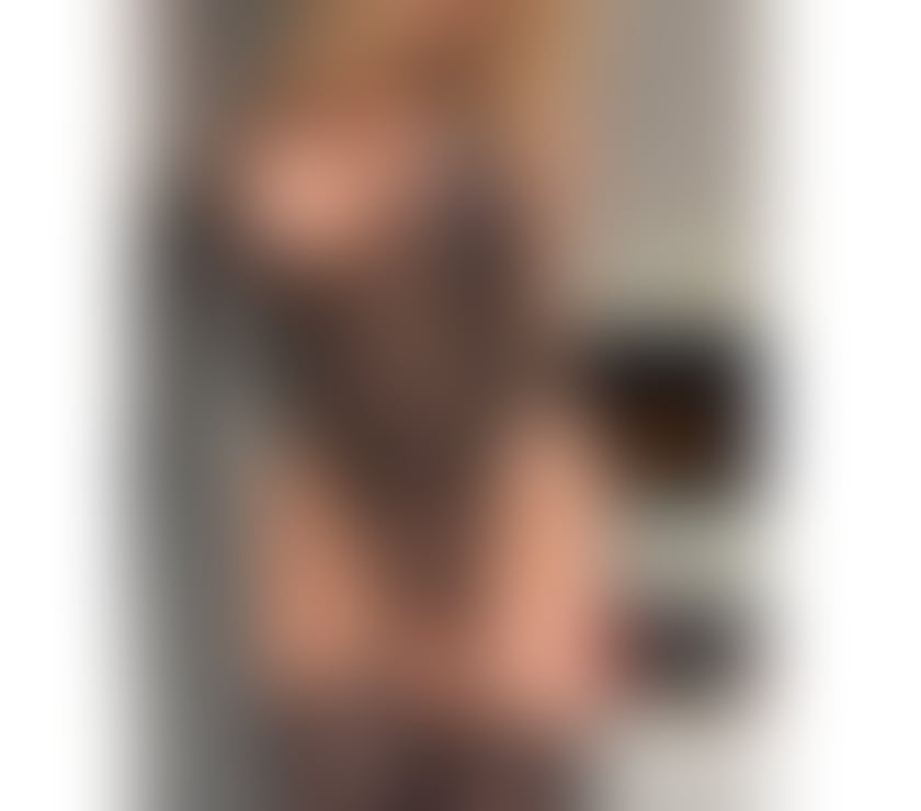 Escorts East London Havering - Photos for PARTY BLONDE MILF IN TOWN ❣️