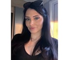 Attractive English Rose- Vid calls and texting